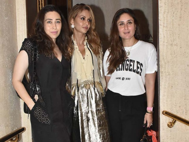 About Last Night: Kareena And Karisma Kapoor Caught Up With Some Of The Gang