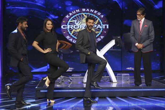 Sonakshi Sinha\'s Dancing Date With Big B and Action Jacksons