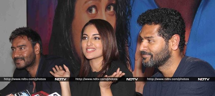 Sonakshi Sinha\'s Dancing Date With Big B and Action Jacksons