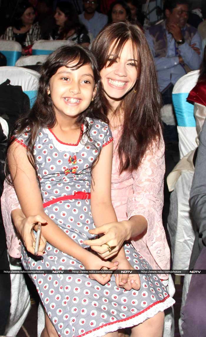 Kalki and child actor Arya framed an adorable picture.