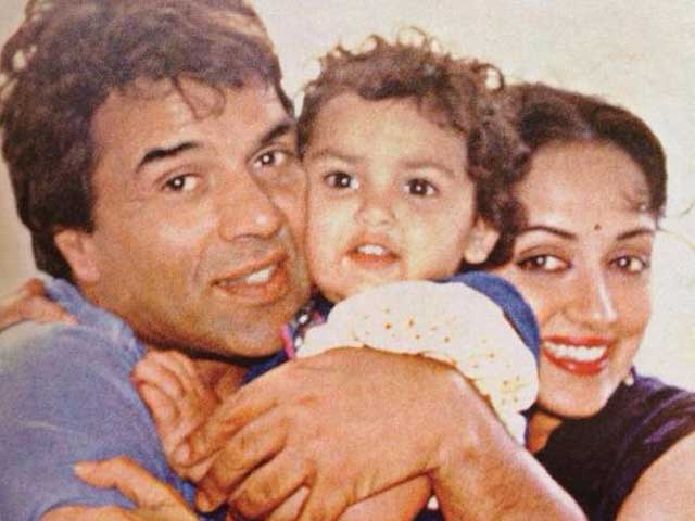 Hema Malini Takes a Trip down the Memory Lane