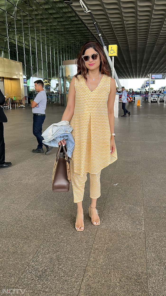Airport Diaries: Sidharth - Kiara, Ananya And Others