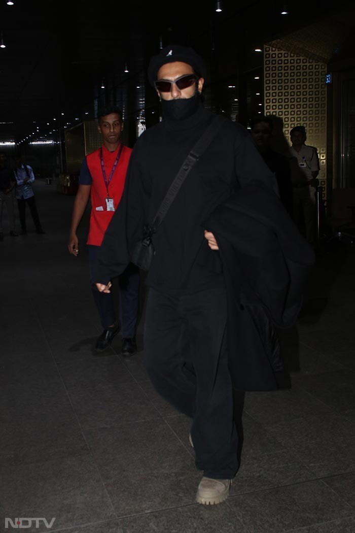 He showed up in an all-black look. (Image courtesy-Varinder Chawla)