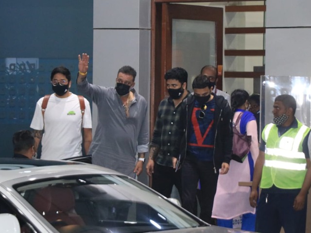 Airport Spotting: Sanjay Dutt, Where To?