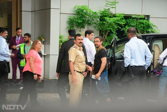 Airport Spotting: Alia-Ranveer And Aamir Khan