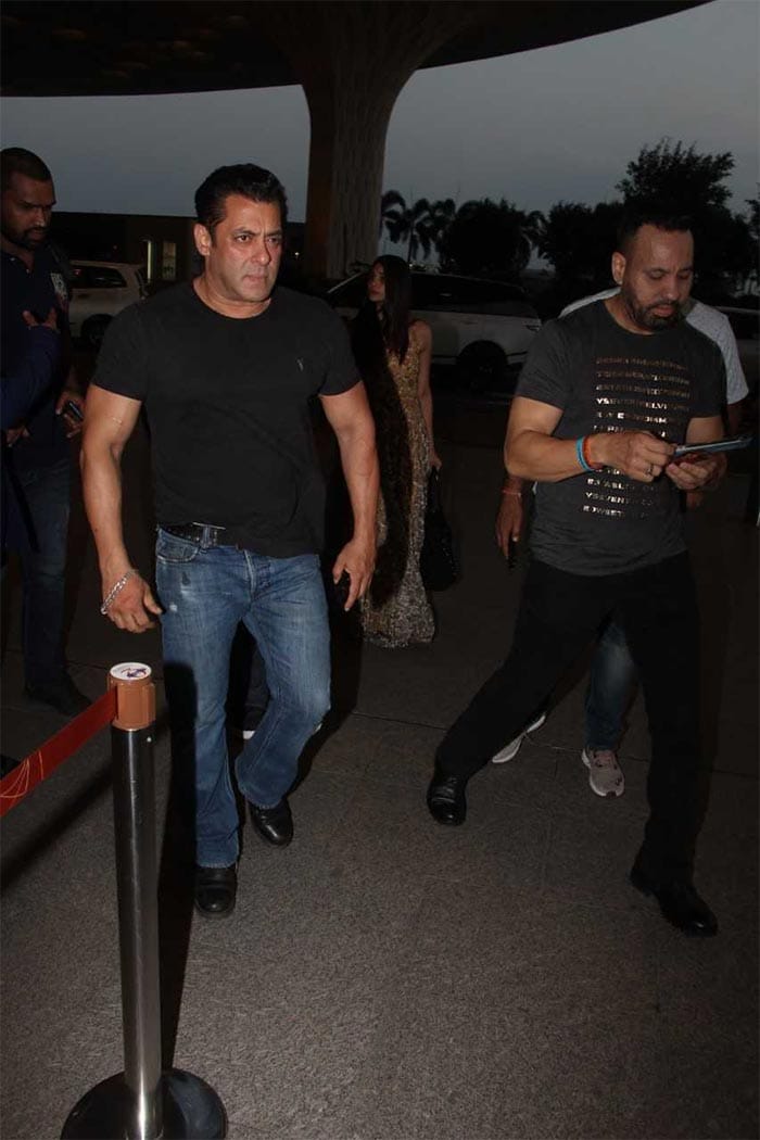 Salman Khan\'s Dabangg Airport Style