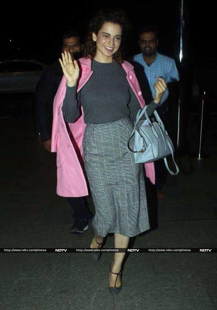Kareena Kapoor Touch Down In Mumbai Just In Time For Her Birthday