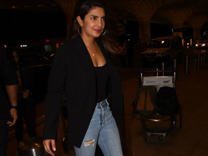 ...And Priyanka Chopra Flies Out Of Mumbai Again