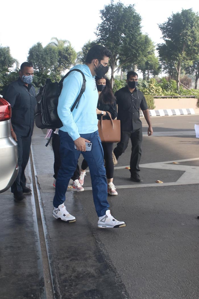 Aishwarya, Abhishek And Aaradhya"s Airport Diaries