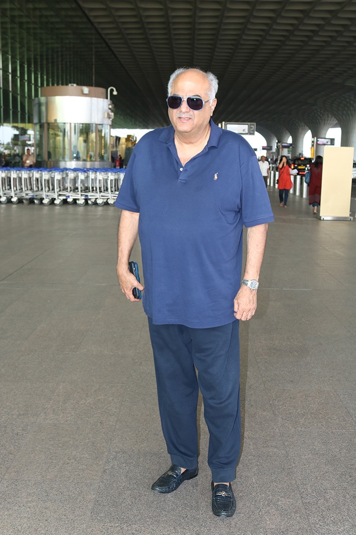 Aishwarya Rai-Abhishek Bachchan, Kajol And Janhvi\'s Airport Diaries