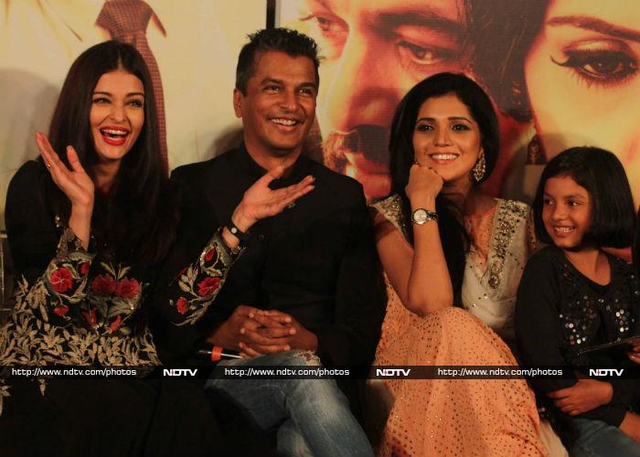 Aishwarya Rai Bachchan, We Totally Love Your Smile