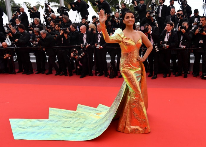 Aishwarya Rai Bachchan Brighter Than The French Riviera Sun On Cannes Red Carpet