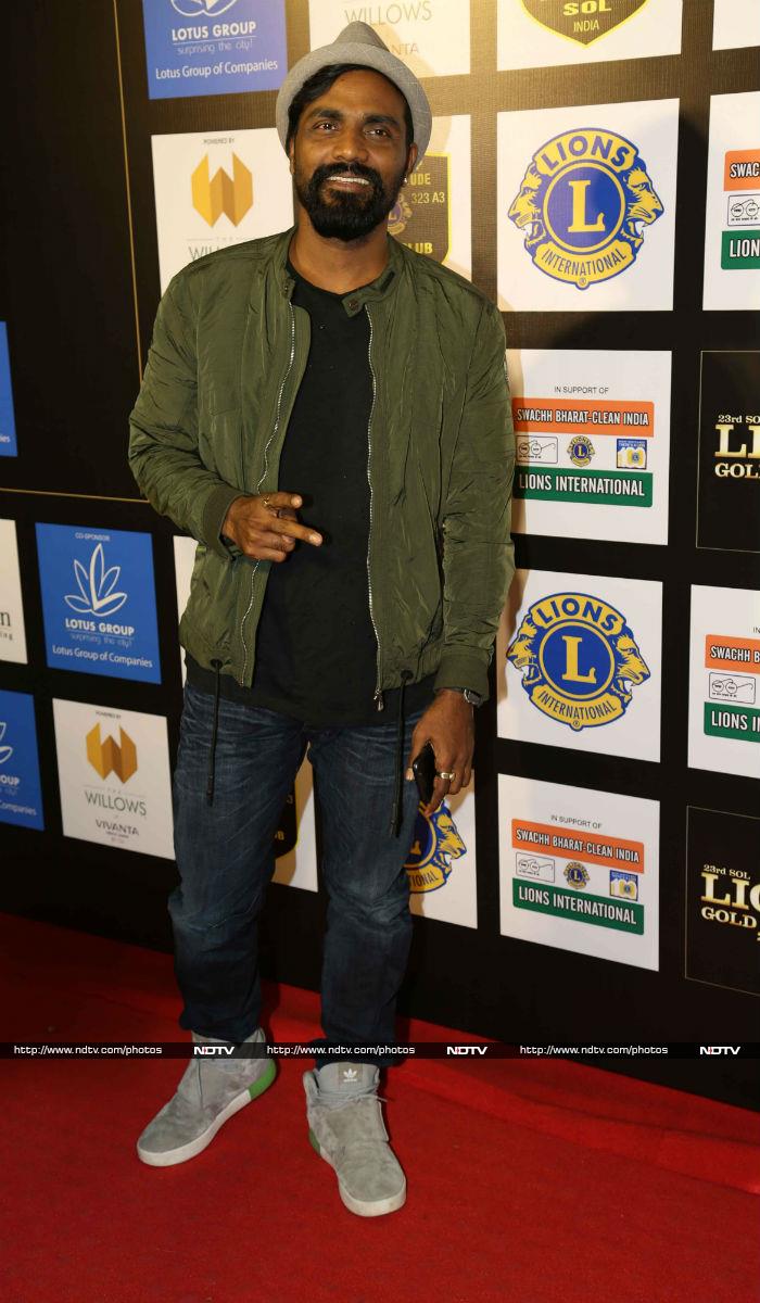 Choreographer-director Remo D'Souza wore casuals to the do.