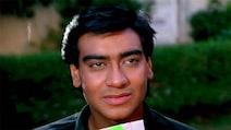 वो अकेले इंसान, जिनके अजय देवगन छूते थे पैर, 37 साल का उम्र का फासला, फिर भी मानते थे दोस्त, खींचते थे टांग