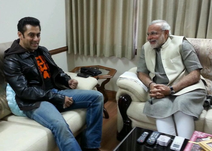 Salman Khan\'s Uttarayan with NaMo