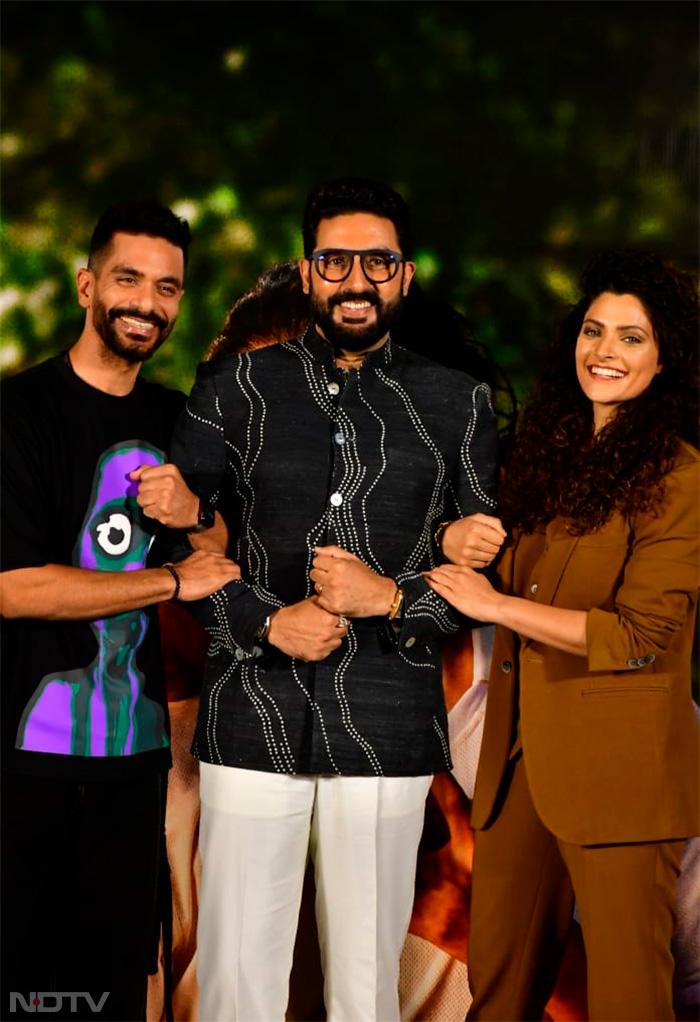 Abhishek and Saiyami were joined by Angad Bedi as well. (Image Courtesy: Varinder Chawla)