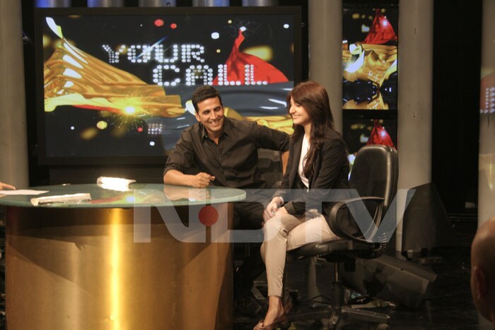 Akshay, Anushka Visit NDTV