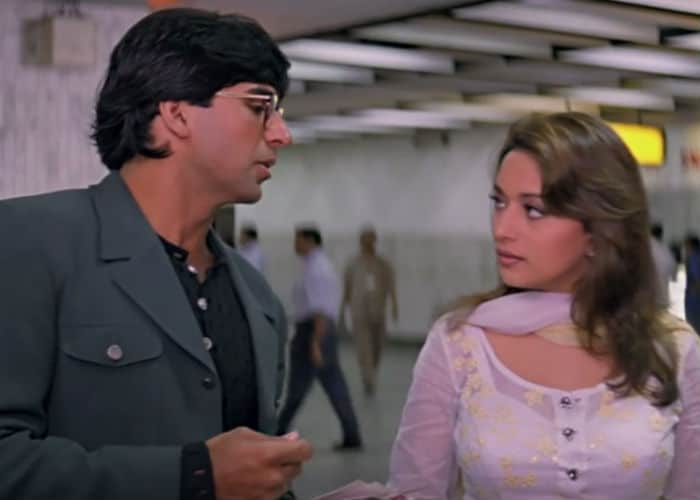 However, he had a huge hit in the form of Yash Chopra's <i>Dil To Pagal Hai</i> (1997), playing a supporting role opposite actors Shah Rukh Khan, Madhuri Dixit and Karisma Kapoor. Akshay's performance fetched him a nomination for the Filmfare Award for Best Supporting Actor. He also received praise for <i>Sangharsh</i> (1999) and <i>Jaanwar</i> (1999).