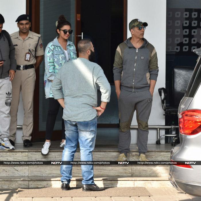 Shooting Stars: Akshay, Parineeti, Alia And Shilpa Spotted At The Airport