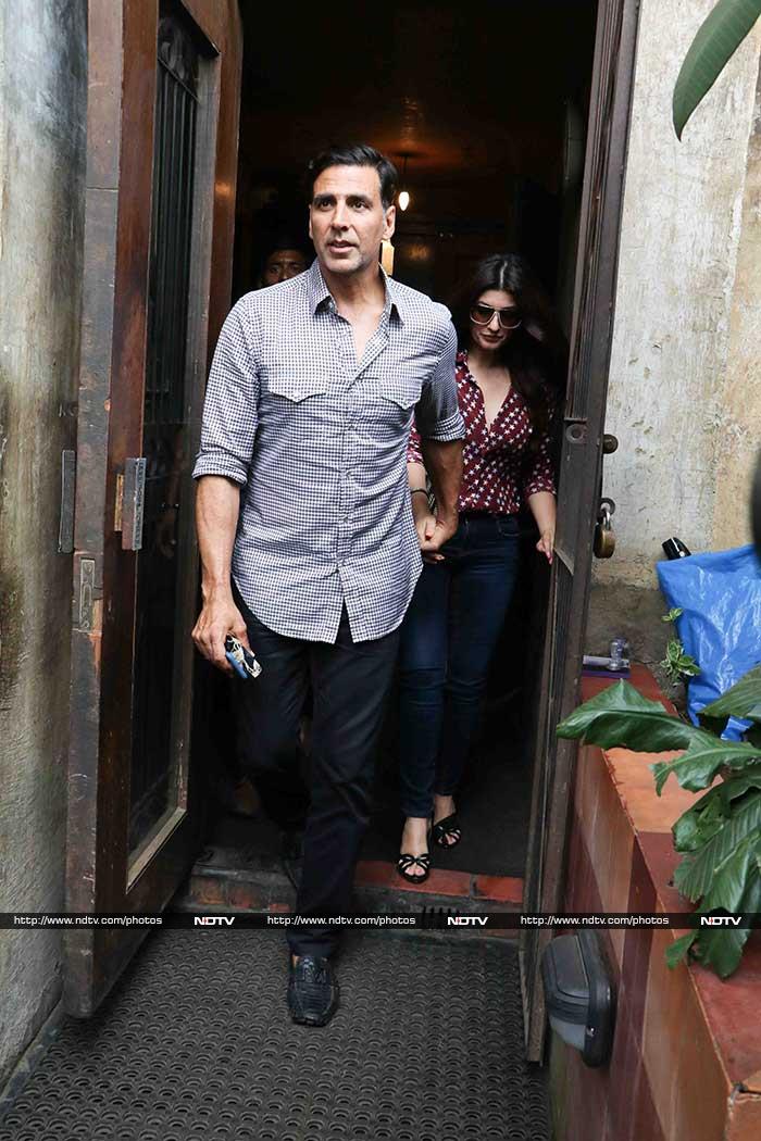 Akshay And Twinkle\'s Prem Katha Over Lunch