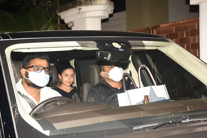 Alia And Ranbir Kapoor Made Mahesh Bhatt"s Birthday Special