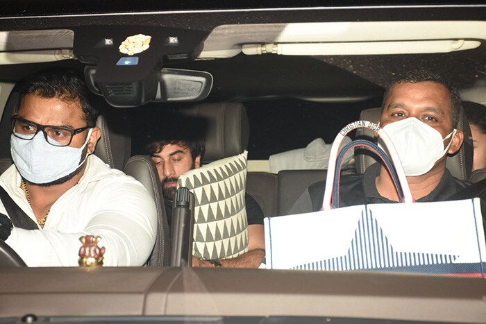 Alia And Ranbir Kapoor Made Mahesh Bhatt"s Birthday Special