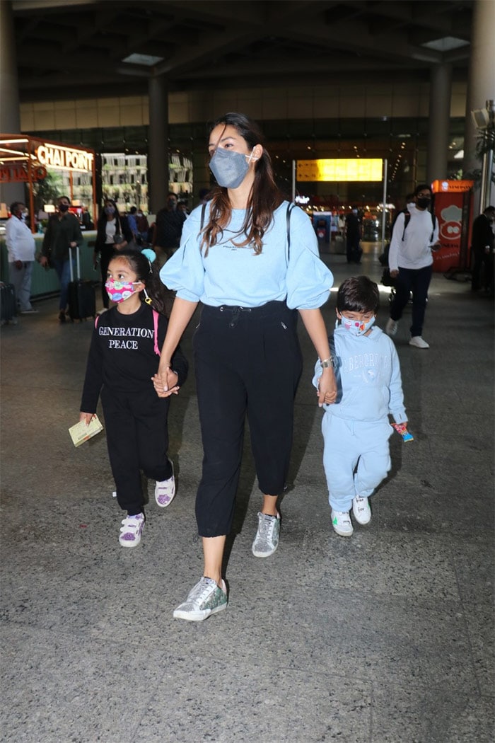 Shahid Kapoor's wife Mira Rajput along with her children Misha and Zain Kapoor were photographed at the Mumbai airport.