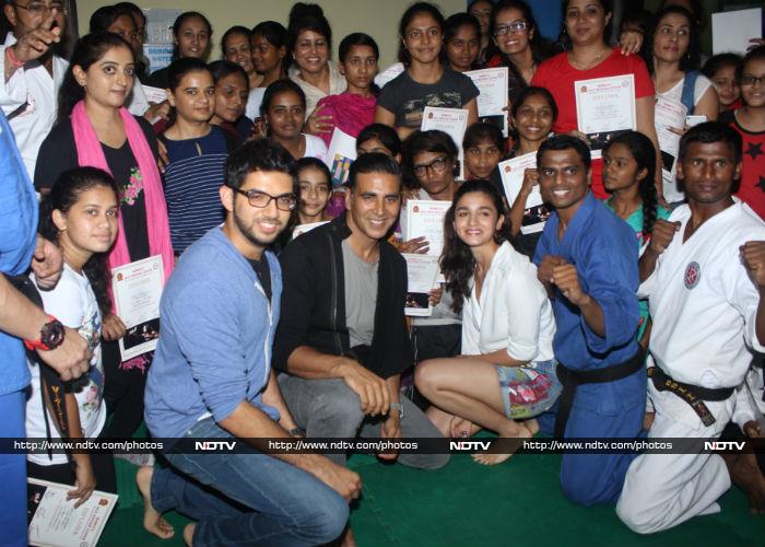 A busy day, the actress also met up with students of Akshay Kumar's Women's Self-Defence Centre.