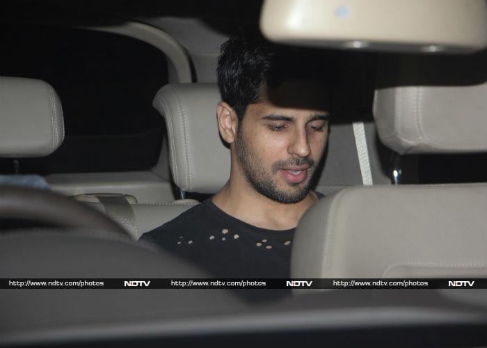 Sidharth is rumoured to be dating Alia Bhatt.