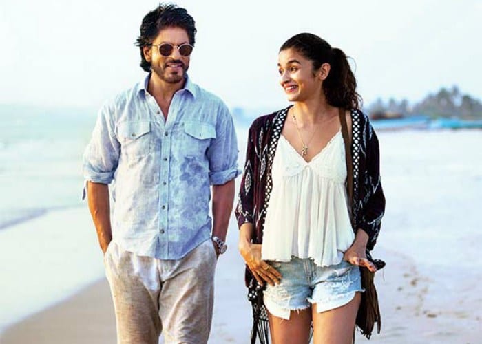 Alia wrapped the year with Shah Rukh Khan's <i>Dear Zindagi</i>, in which she played a bubbly cinematographer - Kiara.