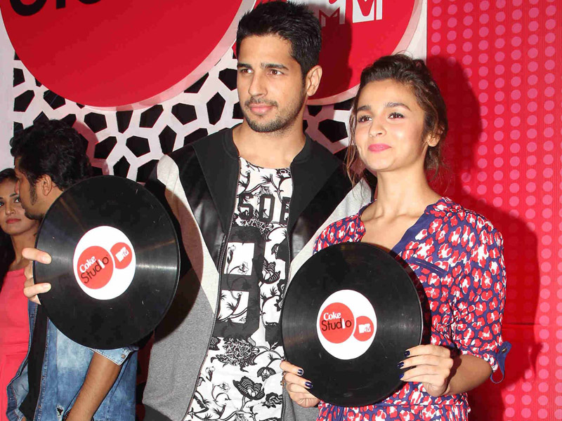 Alia Bhatt's Musical Outing with Sidharth Malhotra