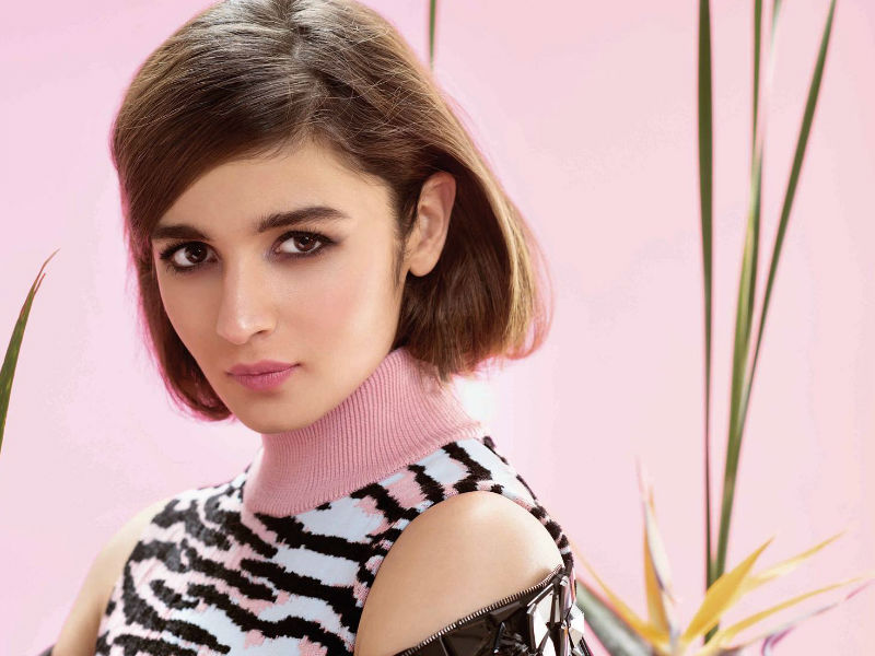 गजब है आलिया का ये नया अवतार, आपने देखा क्या गजब है आलिया का ये नया अवतार, आपने देखा क्या