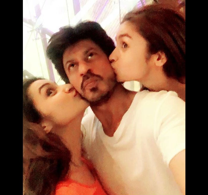 Jab They Met: 5 Pics From Alia\'s Insta, Co-Starring Kareena And SRK