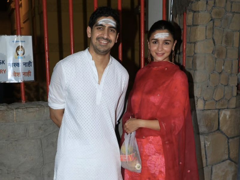 Alia Bhatt Visits Temple On Maha Shivratri With Director Ayan Mukerji