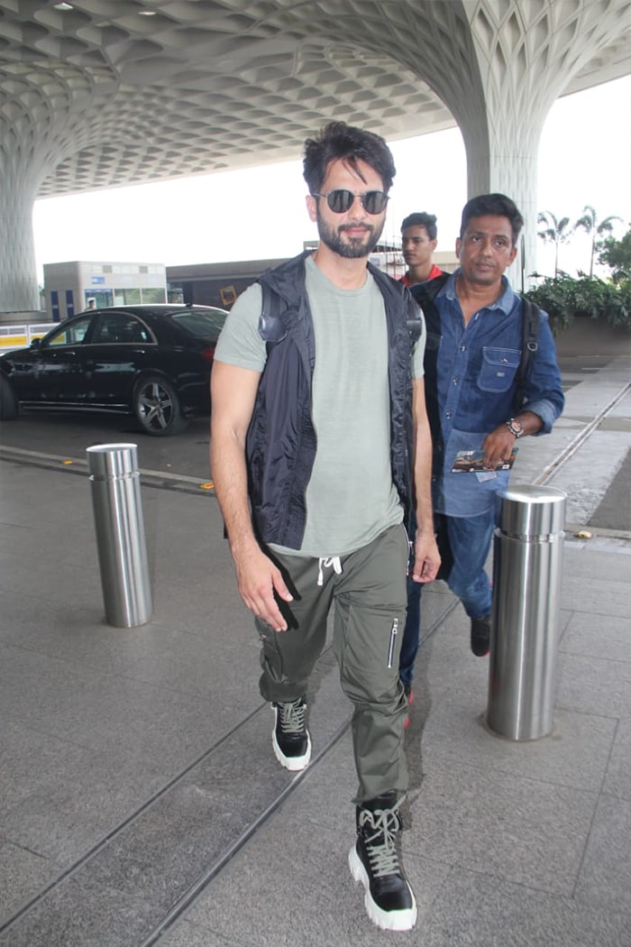 Alia, Ranbir And Kiara: Happy Faces At A Busy Airport