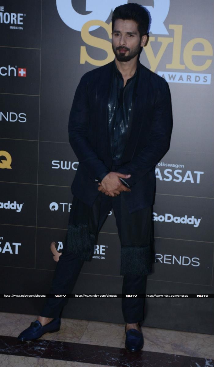 Alia Bhatt, Shahid Kapoor Walk Away With Most Stylish Awards