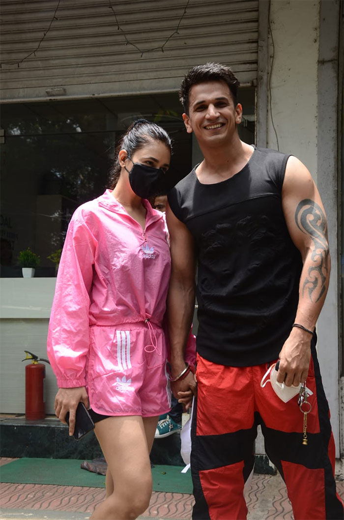 Celebrity couple Prince Narula and Yuvika Chaudhary were spotted outside their gym.