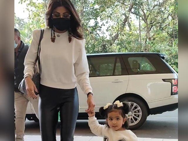 All Eyes Were On Shilpa Shetty's Daughter Samisha At The Airport. Isn't She The Cutest?