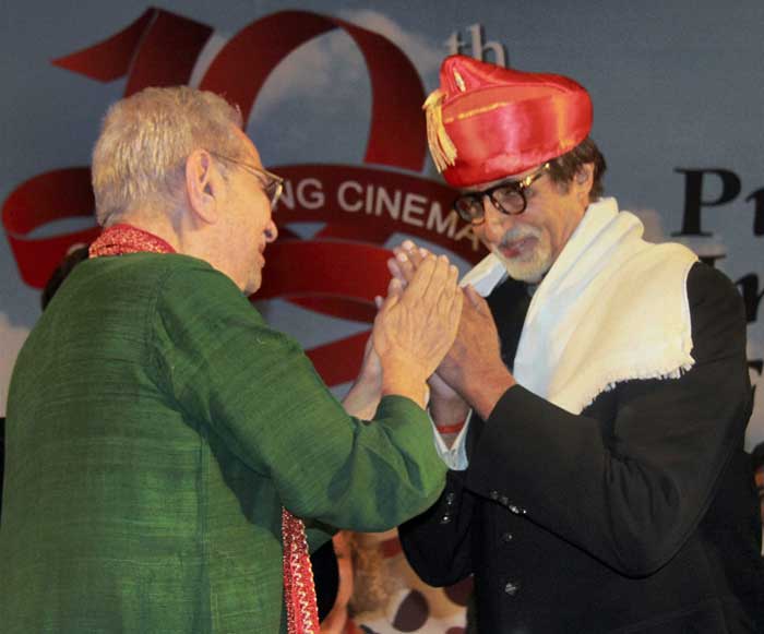 Amitabh Bachchan honoured at the Pune Film Festival