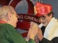 Photo : Amitabh Bachchan honoured at the Pune Film Festival
