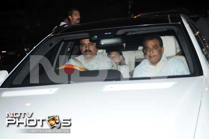 He was discharged at 9.30 p.m. and was accompanied home by his wife Jaya Bachchan.