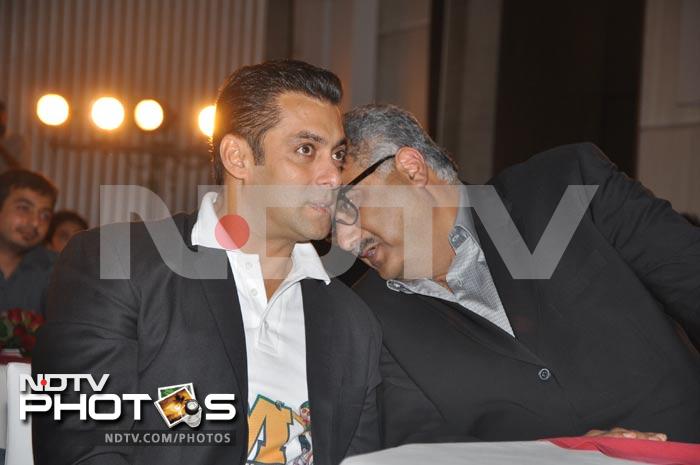 Actress Sridevi and husband Boney Kapoor reportedly purchased the Bangla Celebrity Cricket League franchise along with the Sahara group. Boney seems to be taking tips from Salman on how to manage a team of celebrities.