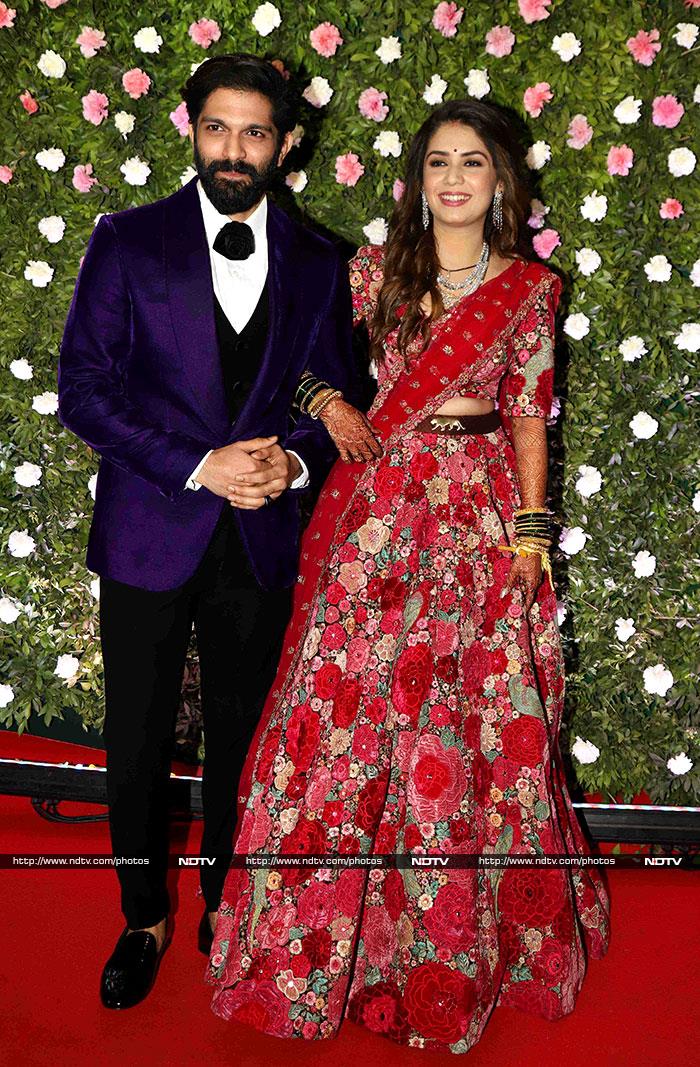 Inside Raj Thackeray\'s Son\'s Reception With The Khans, Amitabh Bachchan And Other Celebs