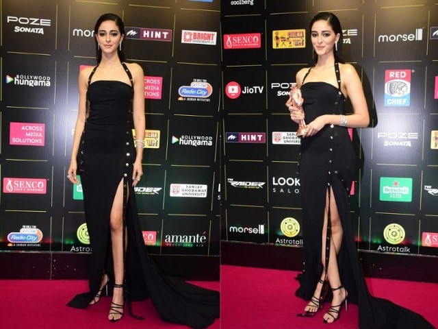 Photo : Ananya Panday's Black Gown Is Still On Our Mind