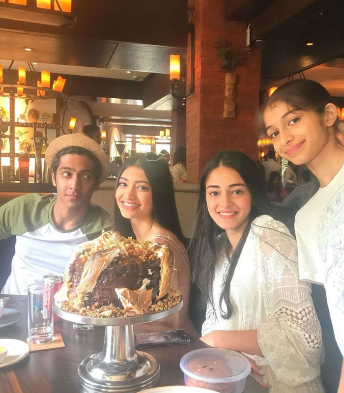 Ananya Panday Steals Family Time Between Student Of The Year 2 Shoot