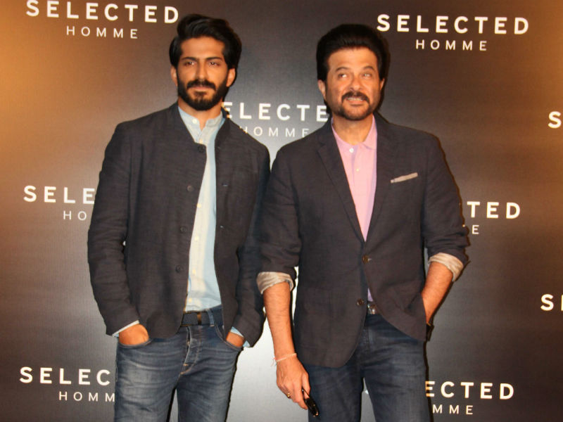 बेटे हर्षवर्धन और अनिल कपूर का झक्कास स्टाइल... बेटे हर्षवर्धन और अनिल कपूर का झक्कास स्टाइल...