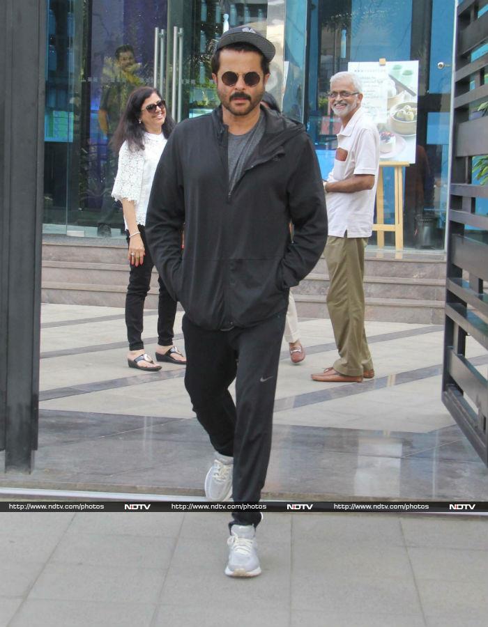 Anil Kapoor Takes Wife Sunita For A Lunch Date