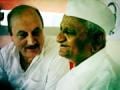 Photo : Celebs extend support to Anna Hazare