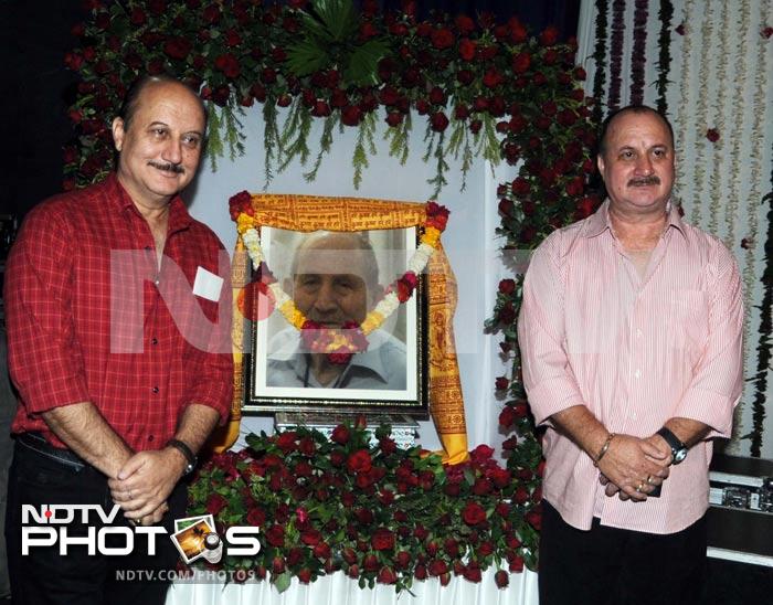 Anupam Kher\'s unique memorial for dad