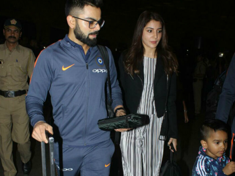 साउथ अफ्रीका रवाना हुए Virushka, साथ मनाएंगे New Year